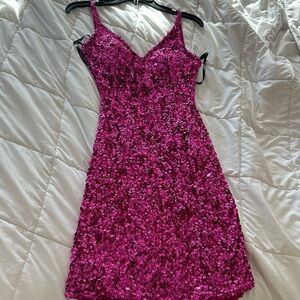 SHERRI HILL HOT PINK SEQUIN NEVER WORN HOMECOMING DRESS